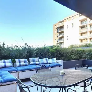appartement-spacieux-avec-grande-terrasse.fr-provencehotel.com/