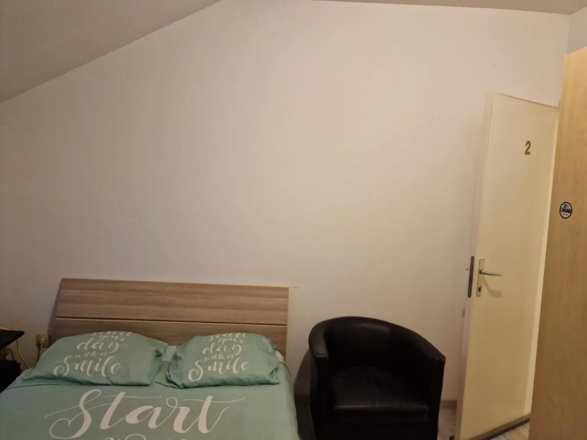 Apartment Residence Mantekila Marcinelle